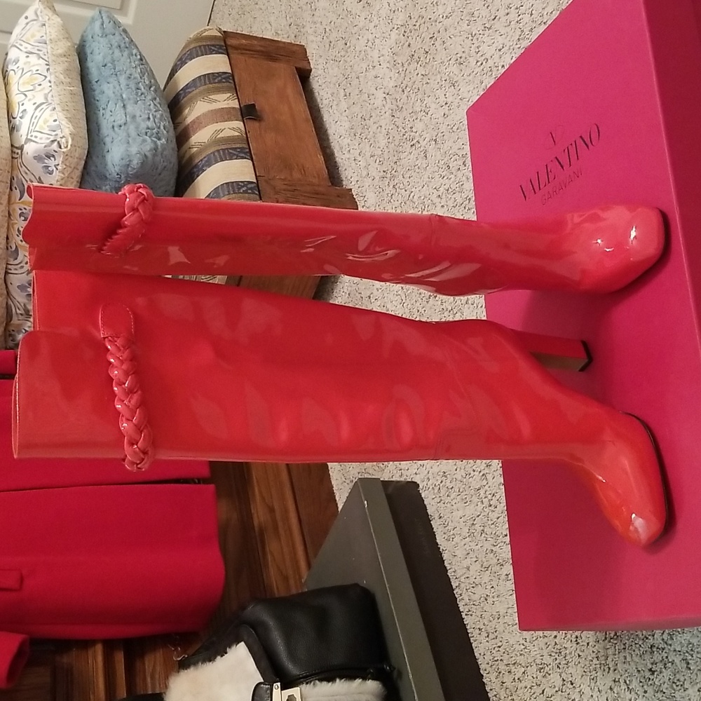 VALENTINO boots, size 39